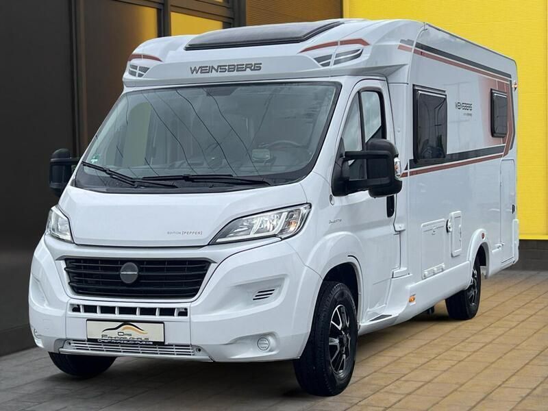 Weiß Gebraucht 2020 Weinsberg CaraCompact Van | 55.990 € - Bild 1/4