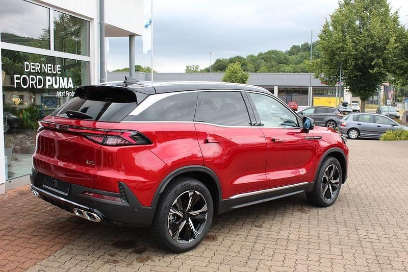 Neu Baic X75 177 PS (130 kW) 2025 Rot SUV