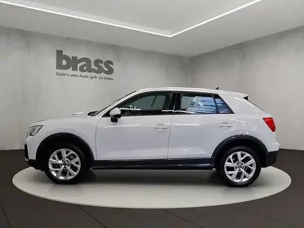Gebraucht Audi Q2 Advanced Plus 150 PS (110 kW) 2025 Gletscherweiß metallic SUV