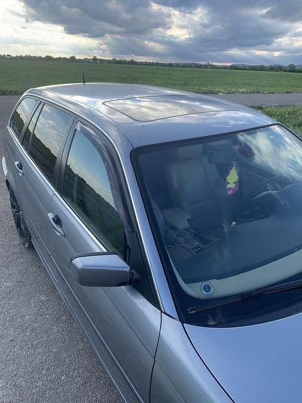 Gebraucht BMW 330 Sport Line 204 PS (150 kW) 2004 Kombi