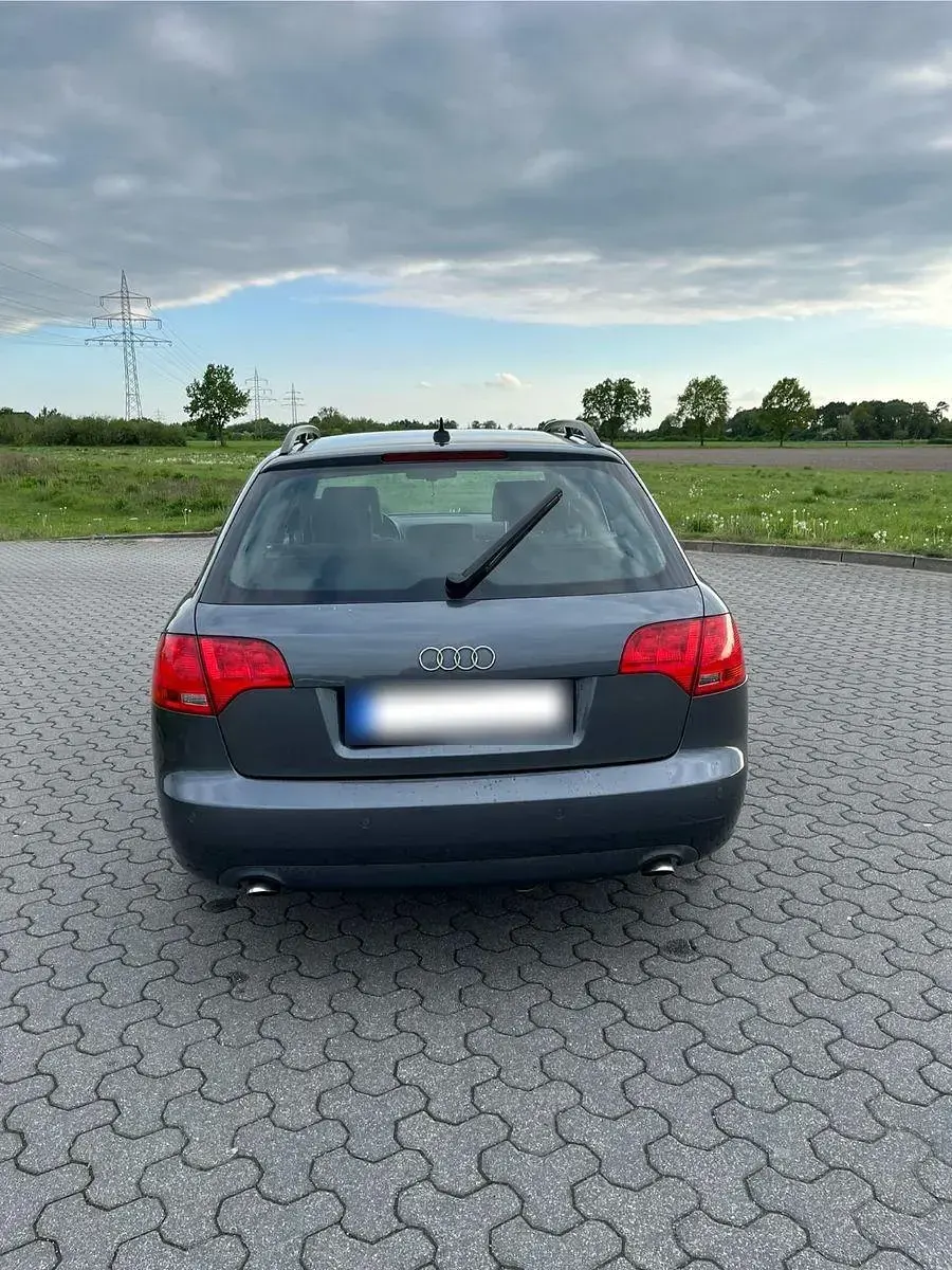 Gebraucht Audi A4 S-Line 179 PS (131 kW) 2007 Grau Kombi