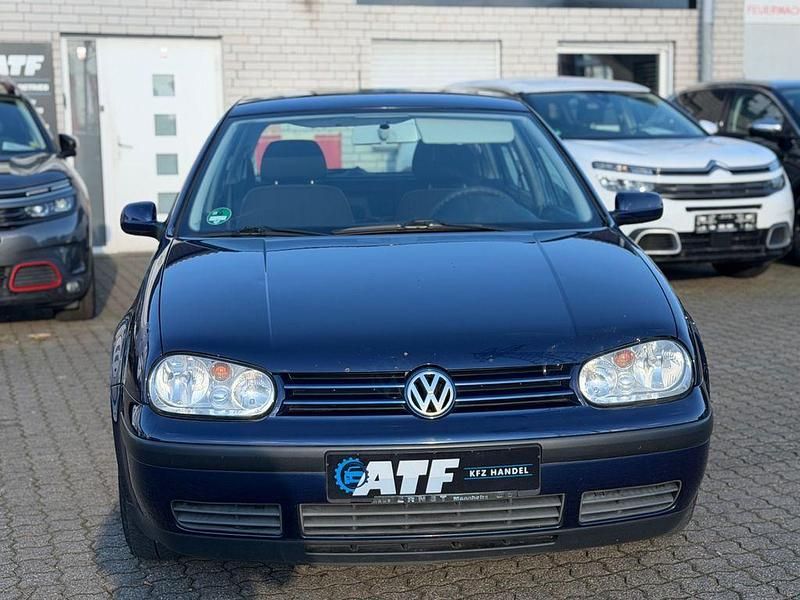 Gebraucht VW Golf IV Edition 75 PS (55 kW) 2001 Blau Limousine