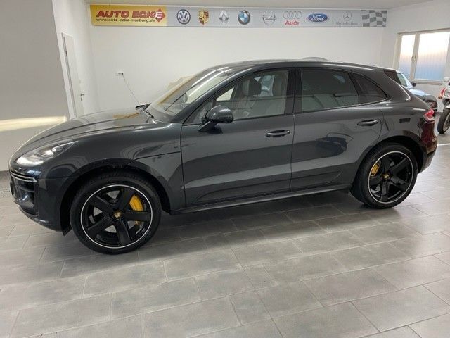 Vulkangraumetallic Gebraucht 2020 Porsche Macan Turbo SUV | 74.500 € (Teuer) - Bild 1/4