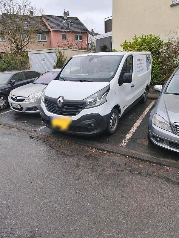 Gebraucht Renault Traffic 140 PS (102 kW) 2016 Weiß Limousine