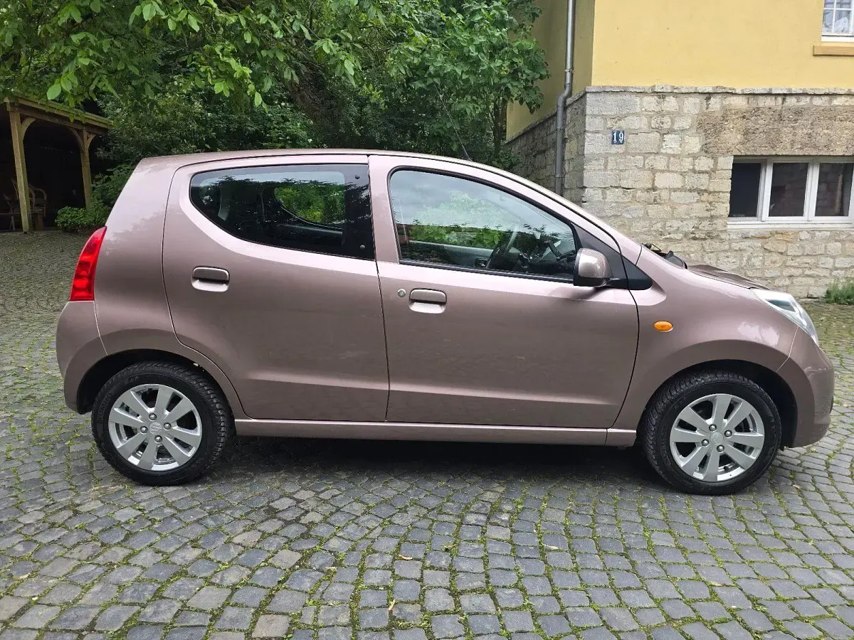 Gebraucht Suzuki Alto 68 PS (50 kW) 2010 Kleinwagen