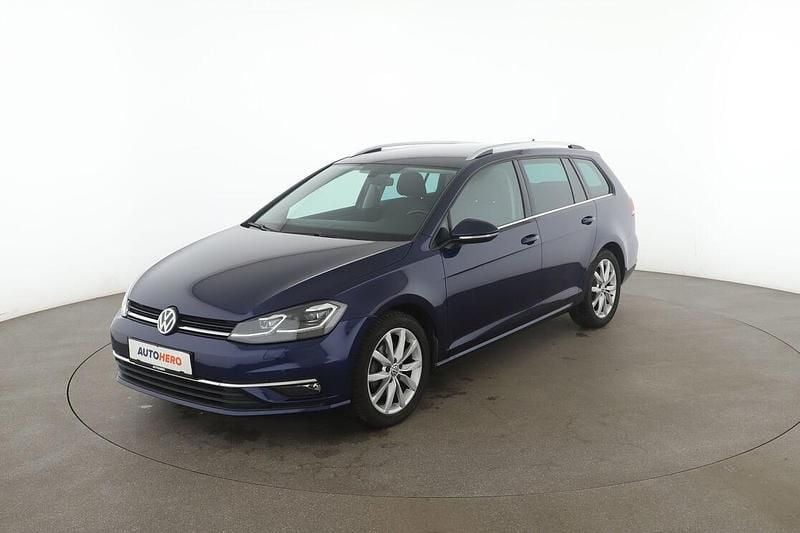 Blau Gebraucht 2019 VW Golf VII Highline Kombi | 18.220 € (Fairer Preis) - Bild 1/3