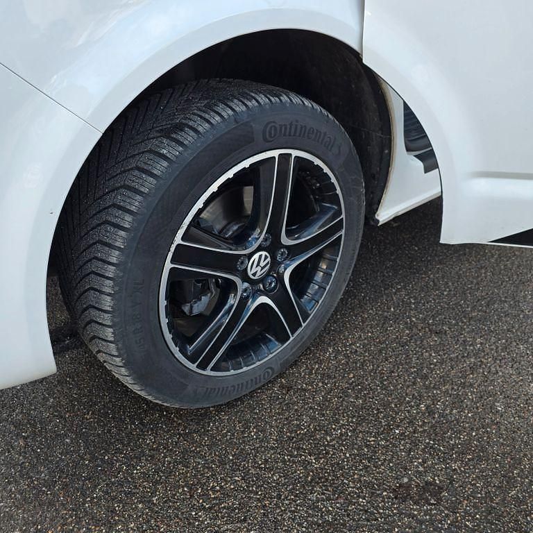 Gebraucht VW Multivan Exclusive 150 PS (110 kW) 2020 Weiß Van / Kleinbus