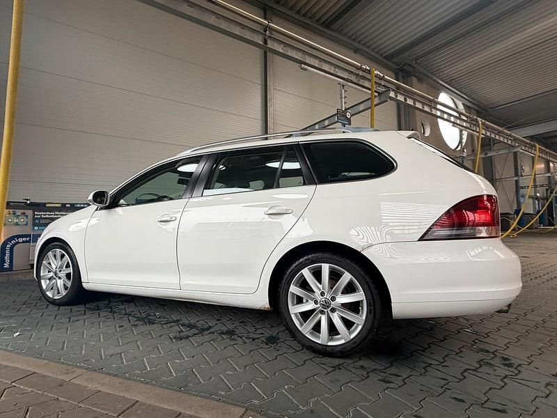 Gebraucht VW Golf V Highline 2009 Weiß Kombi