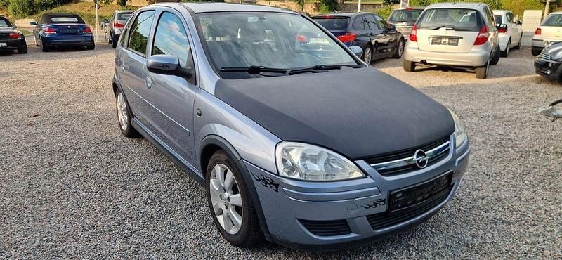 Silber Gebraucht 2006 Opel Corsa Basis Limousine | 1.750 € (Fairer Preis) - Bild 1/4
