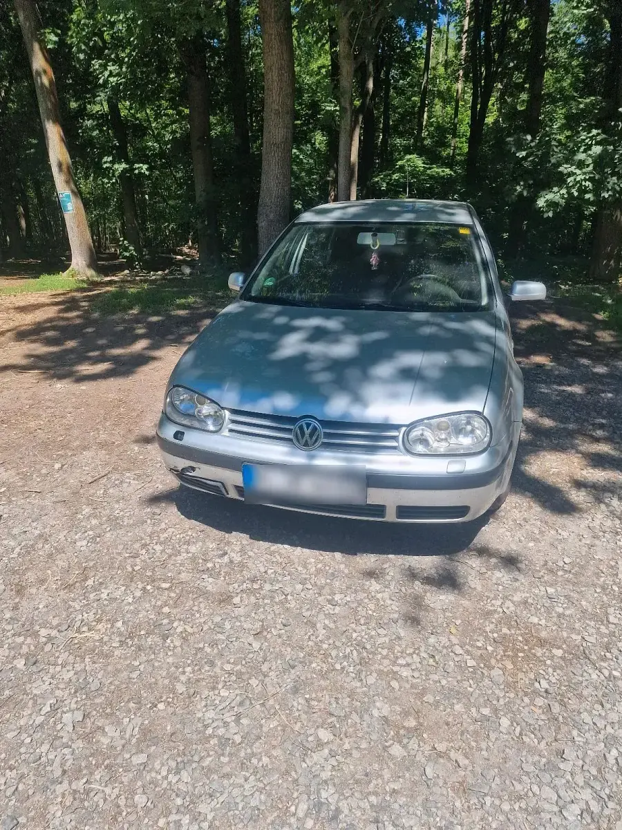 Gebraucht VW Golf IV 105 PS (77 kW) 2001 Kleinwagen