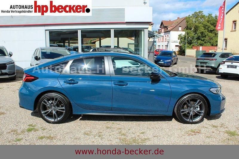 Neu Honda Civic Sport 143 PS (105 kW) 2025 Blau Limousine