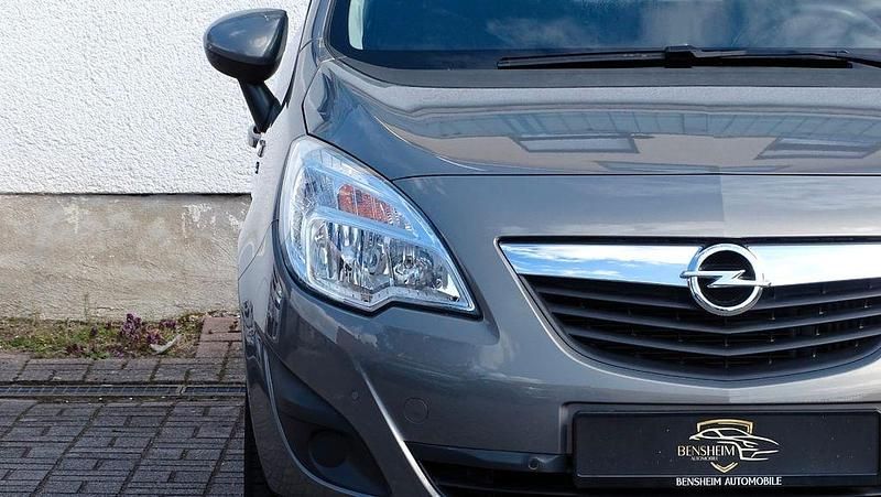 Gebraucht Opel Meriva 120 PS (88 kW) 2013 Grau Van / Kleinbus
