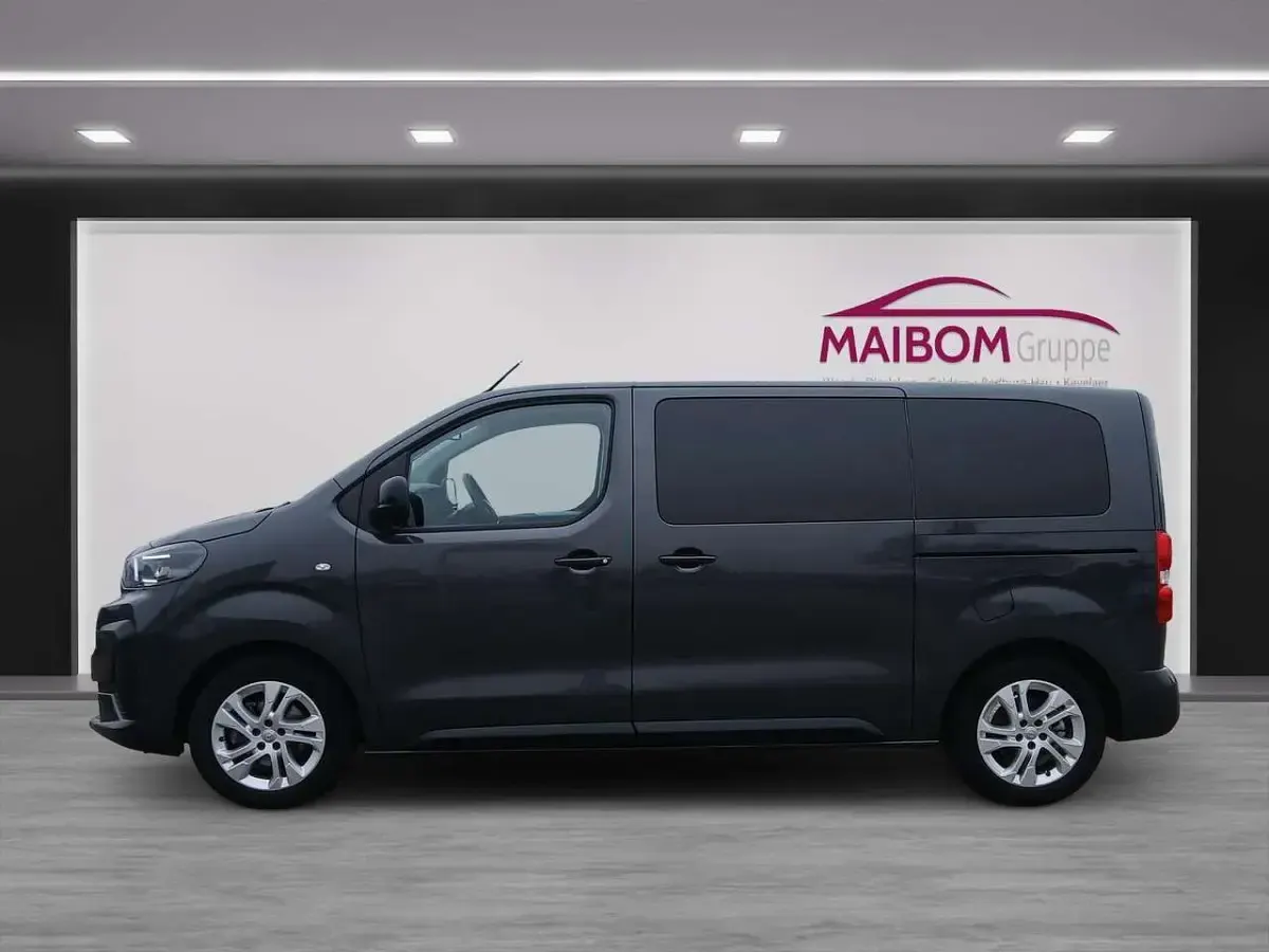 Gebraucht Citroën Spacetourer 177 PS (130 kW) 2025 Lackierung titangrau/typ ausse Van / Kleinbus