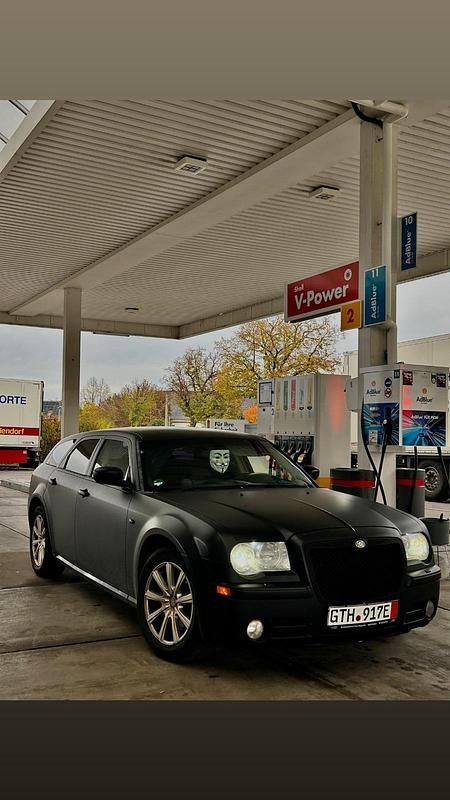Schwarz Gebraucht 2007 Chrysler 300C Touring Kombi | 4.350 € (Superpreis) - Bild 1/4
