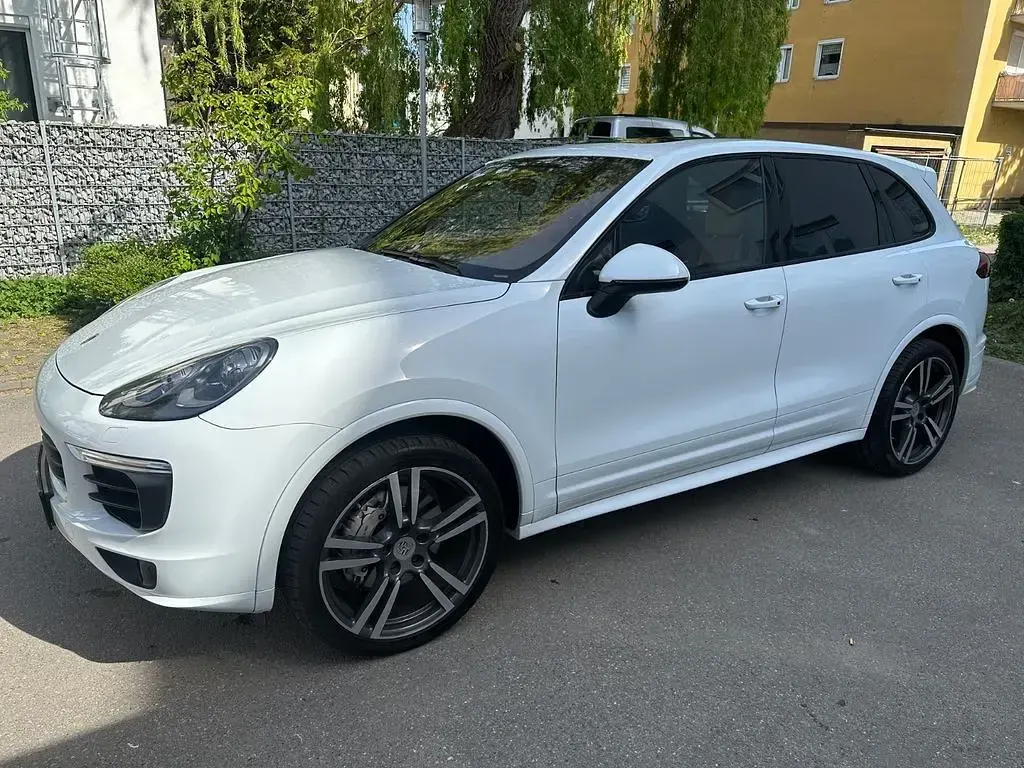 Gebraucht Porsche Cayenne S 385 PS (283 kW) 2015 Weiß SUV