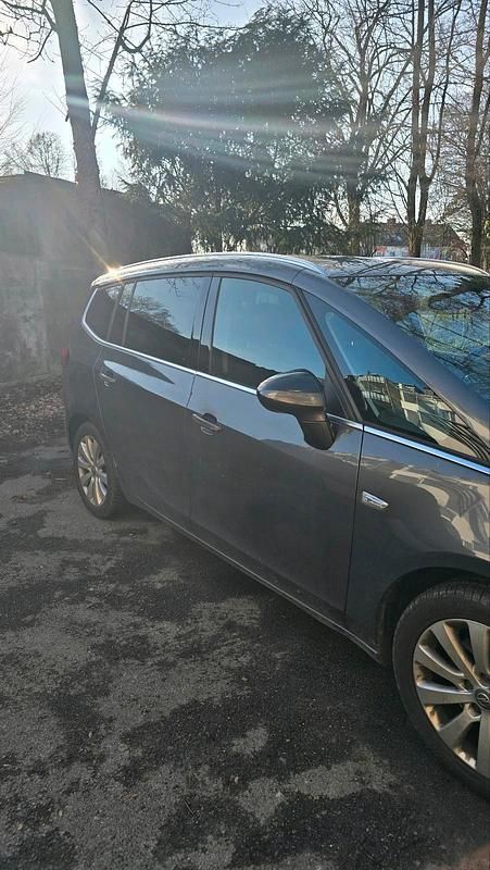 Gebraucht Opel Zafira Tourer 165 PS (121 kW) 2012 Schwarz Van / Kleinbus