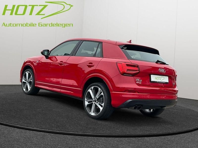 Gebraucht Audi Q2 S-Line 190 PS (139 kW) 2018 Rot SUV