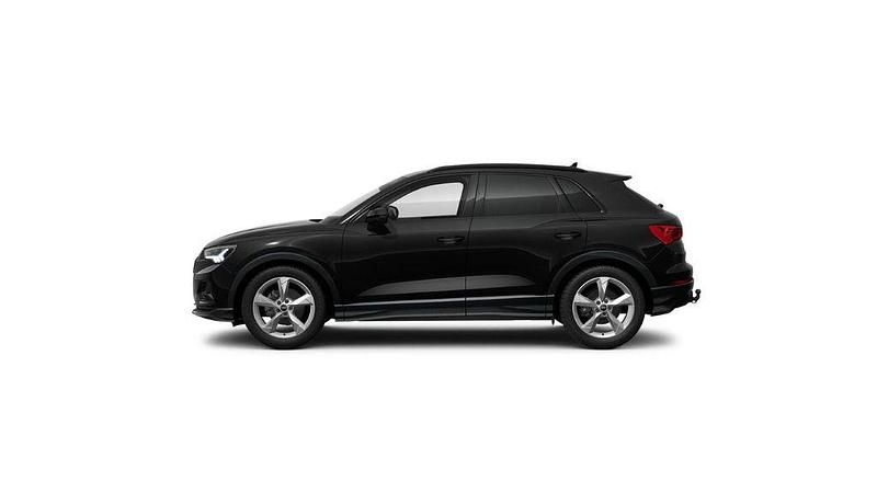Gebraucht Audi Q3 Ambiente 150 PS (110 kW) 2022 Mythosschwarz metallic SUV
