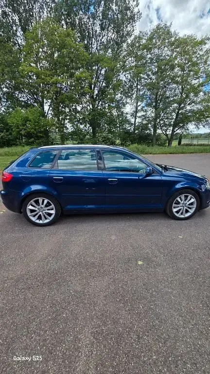Gebraucht Audi A3 Ambition 170 PS (125 kW) 2011 Blau Kleinwagen