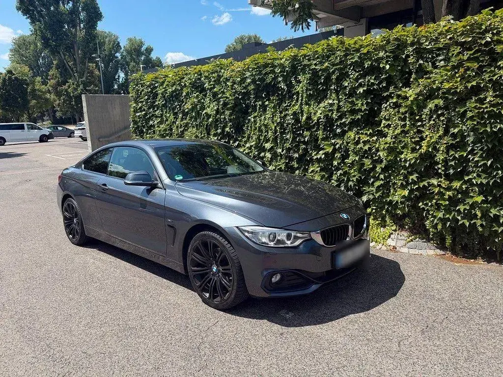 Gebraucht BMW 420 Coupé Sport Line 184 PS (135 kW) 2015 Grau Coupé