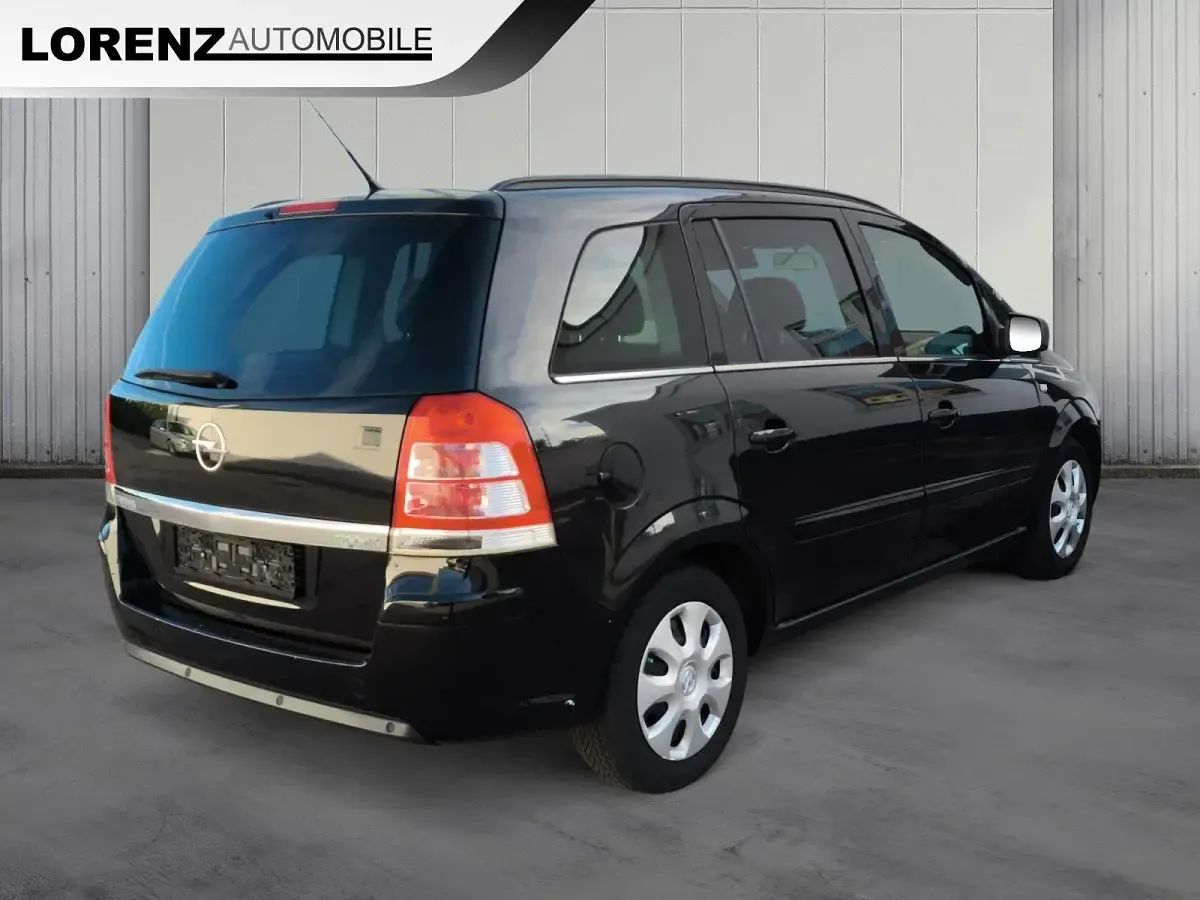Gebraucht Opel Zafira Design Edition 116 PS (85 kW) 2011 Schwarz Van / Kleinbus