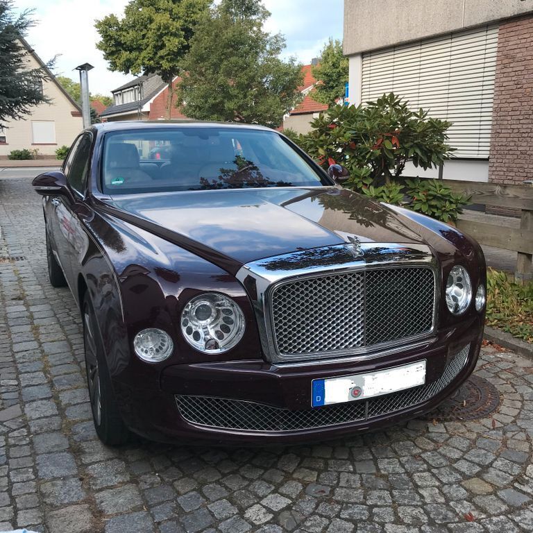 Rot Gebraucht 2013 Bentley Mulsanne Limousine | 139.000 € - Bild 1/4