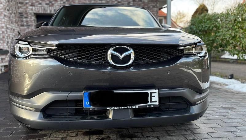 Grau Gebraucht 2021 Mazda MX30 SUV | 13.200 € (Superpreis) - Bild 1/4