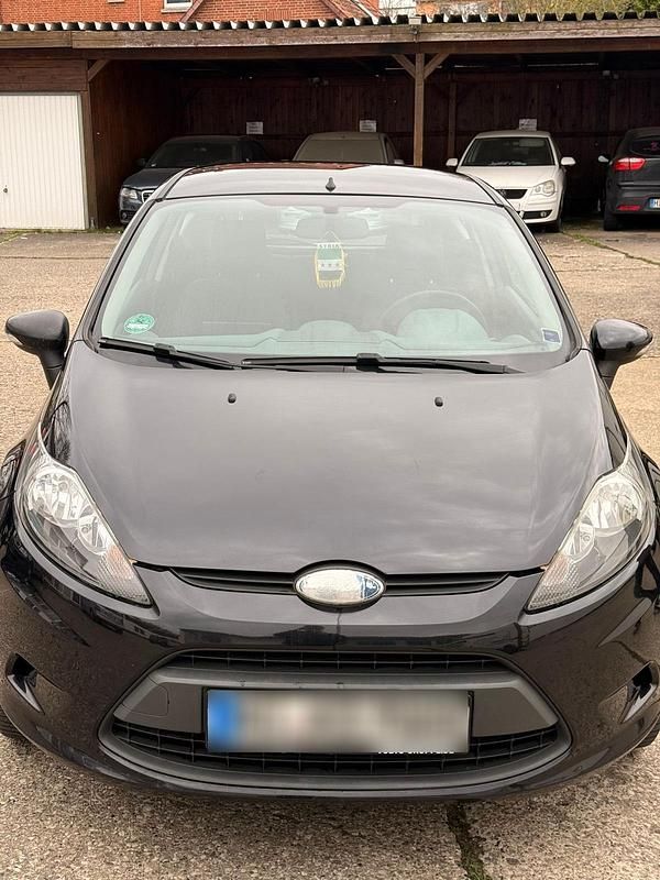 Gebraucht Ford Fiesta 75 PS (55 kW) 2010 Schwarz Kleinwagen