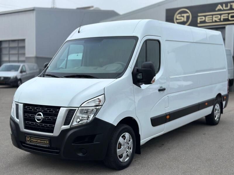 Weiß Gebraucht 2016 Nissan NV400 Comfort Van | 14.990 € (Etwas zu teuer) - Bild 1/4