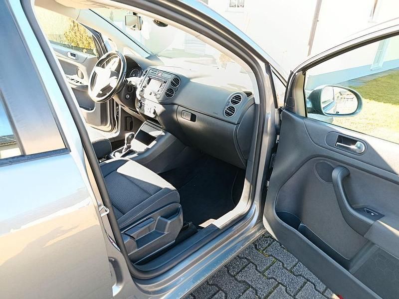 Gebraucht VW Golf VI Team 160 PS (117 kW) 2010 Grau Kleinwagen