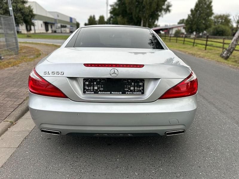 Gebraucht Mercedes SL350 306 PS (225 kW) 2012 Silber Cabrio