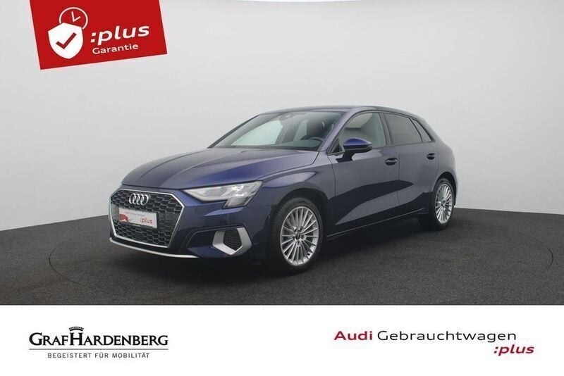Navarrablau metallic Gebraucht 2022 Audi A3 Sportback g-tron Ambiente Limousine | 24.980 € (Etwas zu teuer) - Bild 1/4