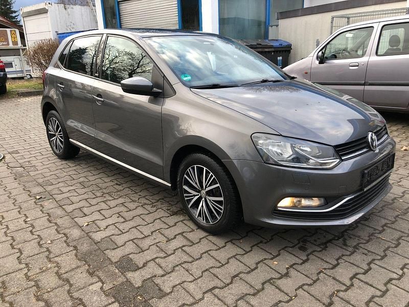 Gebraucht VW Polo Allstar 90 PS (66 kW) 2017 Grau Kleinwagen