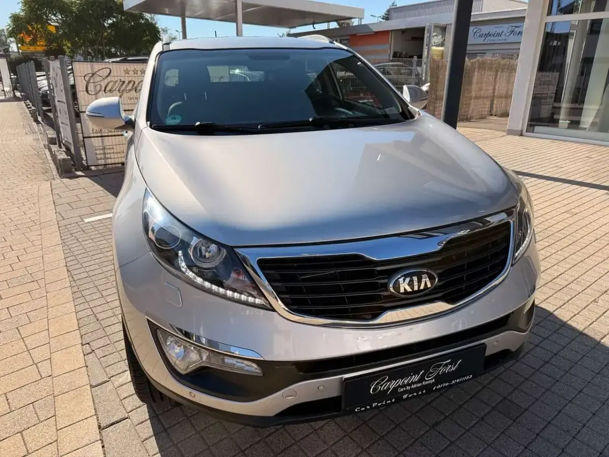 Gebraucht Kia Sportage Spirit 163 PS (119 kW) 2013 (9s) kirunasilber met. SUV