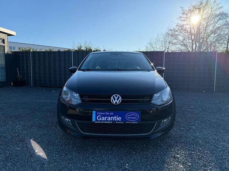 Gebraucht VW Polo Life 105 PS (77 kW) 2013 Deep black perleffekt Kleinwagen