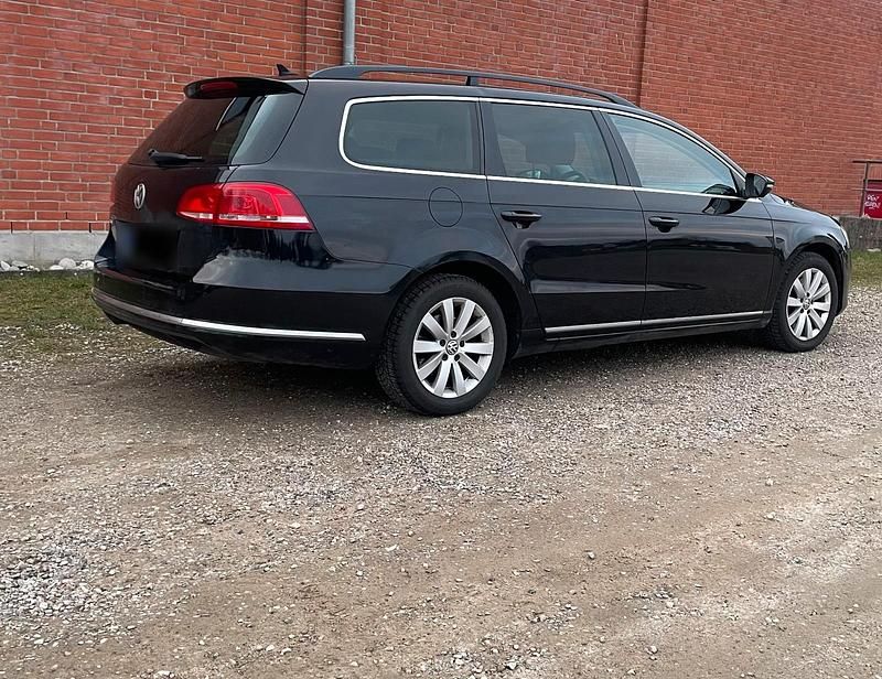 Gebraucht VW Passat 140 PS (102 kW) 2014 Schwarz Kombi