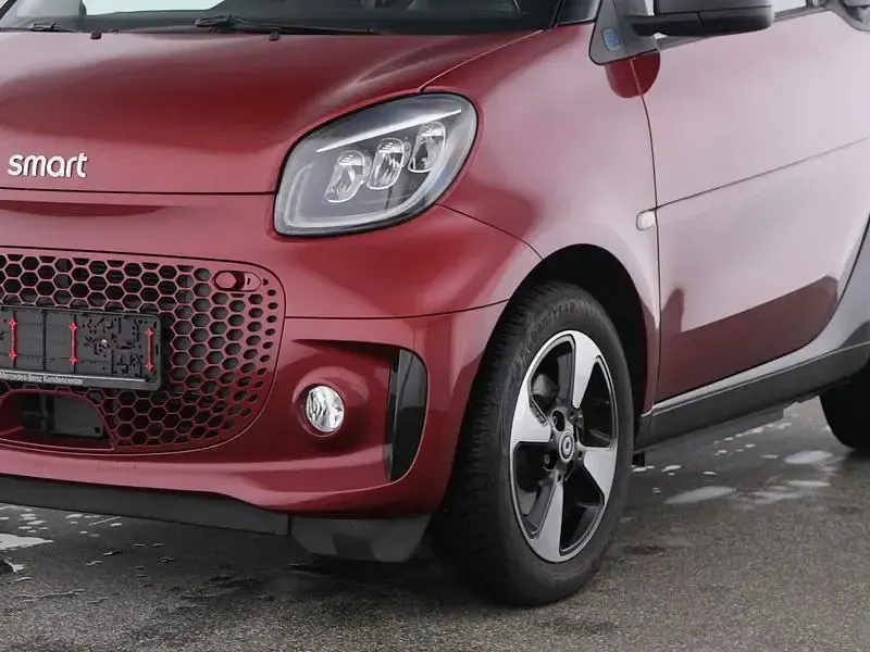 Gebraucht Smart ForTwo Electric Drive 60 kW (82 PS) 2024 Bodypanels in carmine red (metallic) Coupé