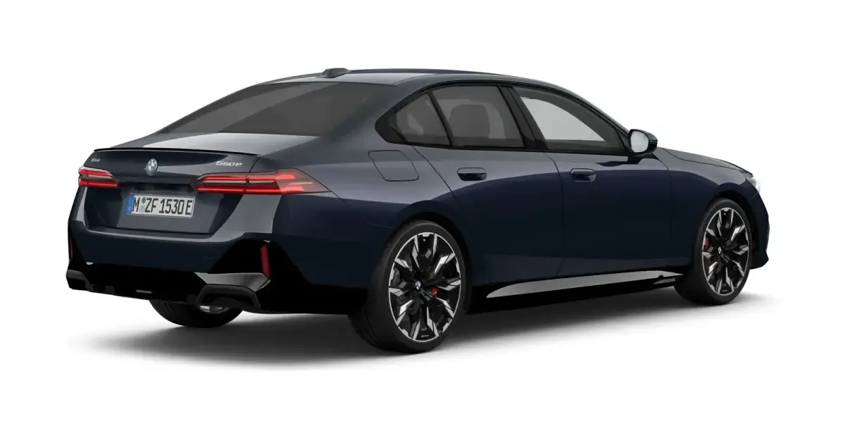 Gebraucht BMW 550e Comfort Edition 489 PS (359 kW) 2026 Schwarz Limousine