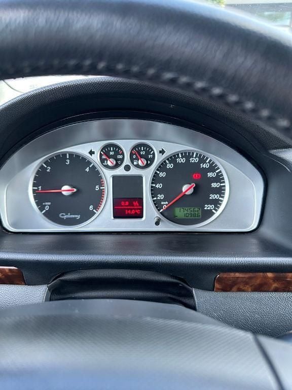 Gebraucht Ford Galaxy Ghia 131 PS (96 kW) 2006 Grau Van / Kleinbus