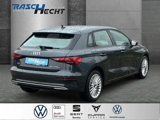 Gebraucht Audi A3 Advanced Plus 204 PS (150 kW) 2023 Grau Limousine