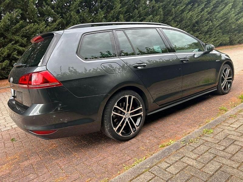 Gebraucht VW Golf VII GTD 184 PS (135 kW) 2016 Grau Kombi