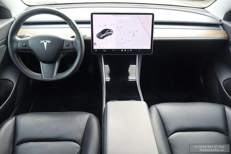 Gebraucht Tesla Model 3 Standard Range 175 kW (238 PS) 2020 Grau Limousine