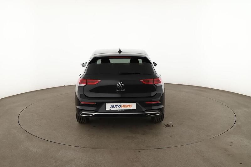 Gebraucht VW Golf VII Active 116 PS (85 kW) 2021 Schwarz Kleinwagen