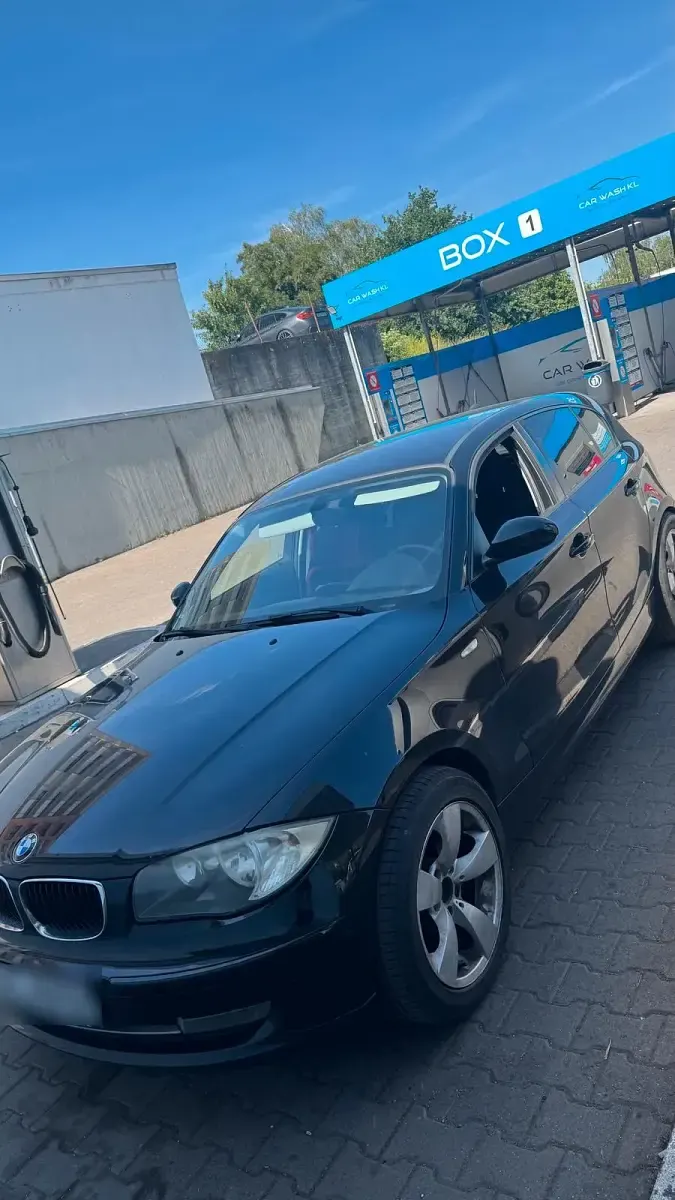 Gebraucht BMW 118 143 PS (105 kW) 2008 Schwarz Kleinwagen