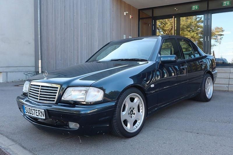 Blau Gebraucht 1998 Mercedes C43 AMG AMG Limousine | 11.990 € - Bild 1/4
