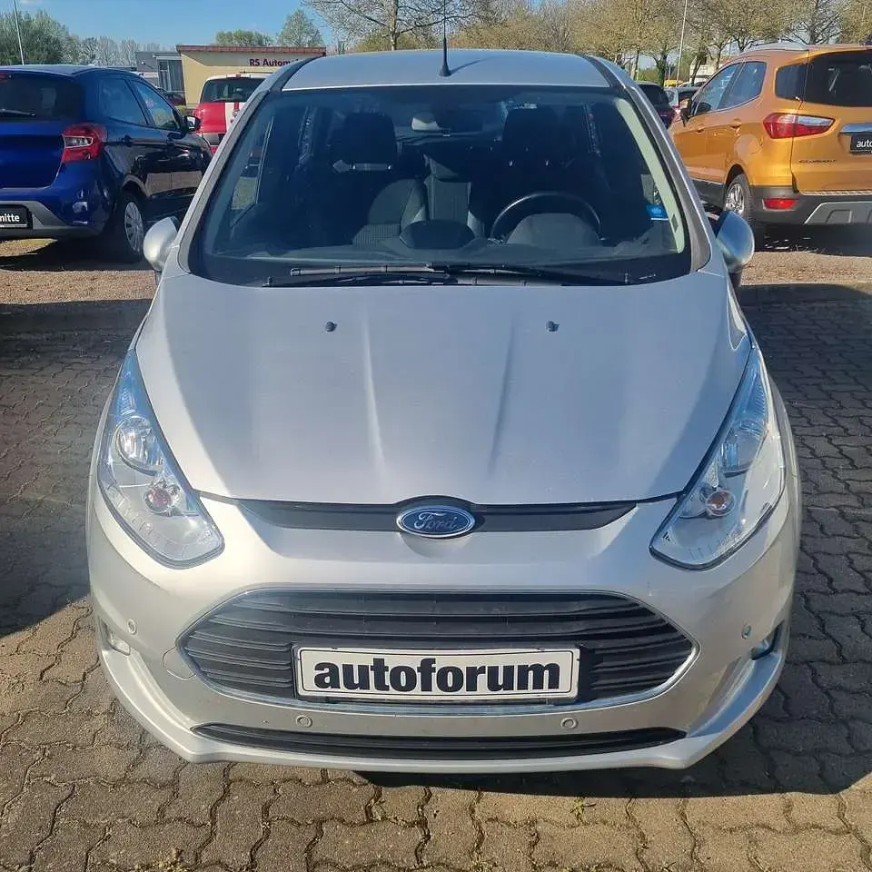 Usado Ford B-MAX SYNC Edition 101 HP (74 kW) 2017 Prateado Monovolume