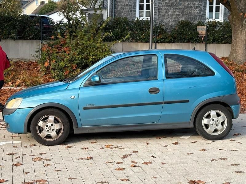 Gebraucht Opel Corsa 80 PS (58 kW) 2001 Kleinwagen