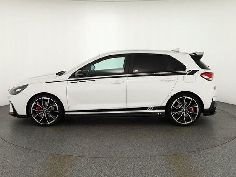 Gebraucht Hyundai i30 250 PS (183 kW) 2018 Weiß Limousine