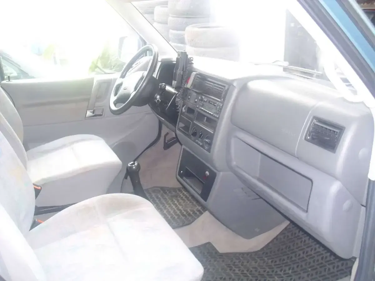 Gebraucht VW T4 California 102 PS (75 kW) 2002 Grün Van
