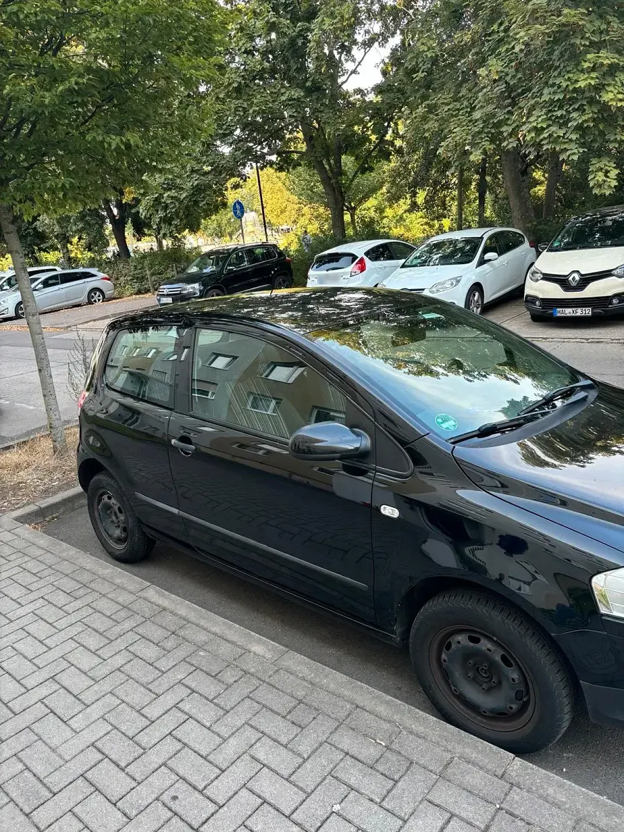 Używany VW Fox 55 KM (40 kW) 2005 Czarny Hatchback